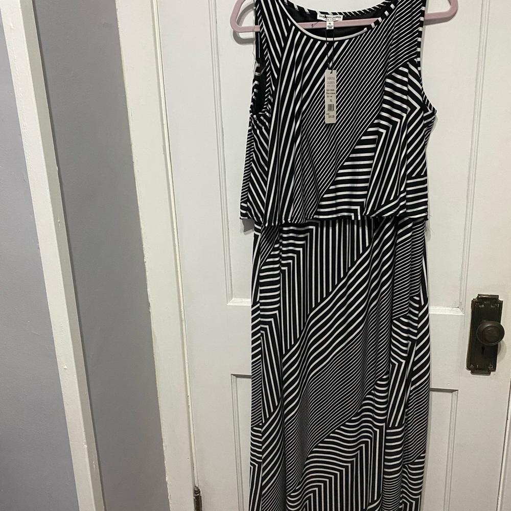 Elegant Black and White Striped Maxi Dress